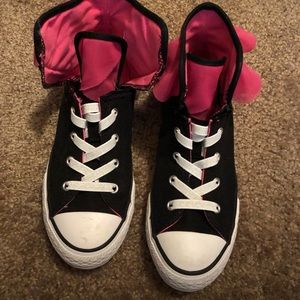 Chuck Taylors converse girls size 3